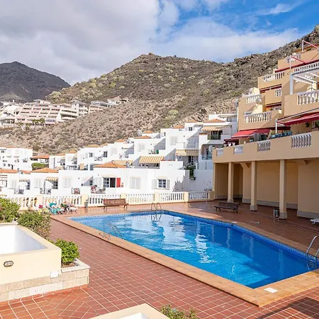 Floor With Ocean View דירה *